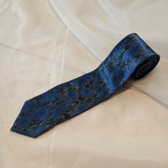 Rubenstein Bros New Orleans 100% Italian Silk Tie - Picture 1 of 4